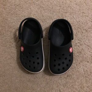 Toddler crocs